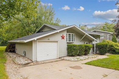 622 E Alta Vista Ave, Ottumwa, IA 52501 - photo 2