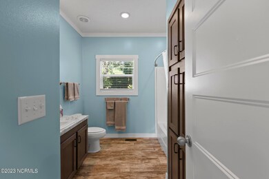Spacious Full Bathroom
