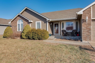 4348 SW Misty Harbor Ave, Topeka, KS 66610 - photo 4