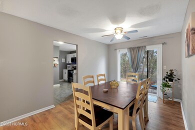 109 Royal Ct, Jacksonville, NC 28546 - photo 4