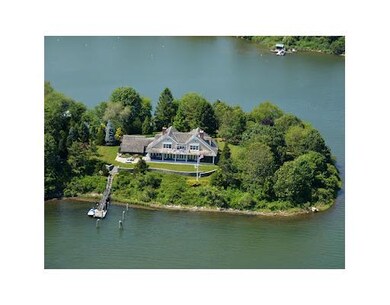 27 Stumpy Point Ln, Charlestown, RI 02813 - photo 4