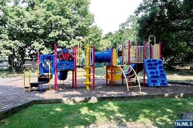 Horizon House unit 2002, Fort Lee, NJ 07024 - photo 6