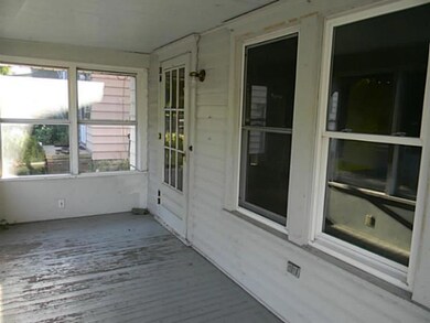 1228 W Barnes Ave, Lansing, MI 48910 - photo 3