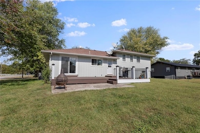 304 E Frazier St, Drexel, MO 64742 - photo 6