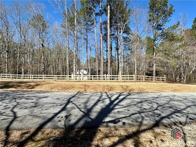 117 Busbin Ln, Colbert, GA 30628 - photo 2