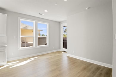 2605 Sam Bass Rd unit 27, Round Rock, TX 78681 - photo 7