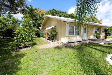 7213 NW 76th St, Tamarac, FL 33321 - photo 4