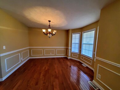 213 Lassiter Ct, Radcliff, KY 40160 - photo 3