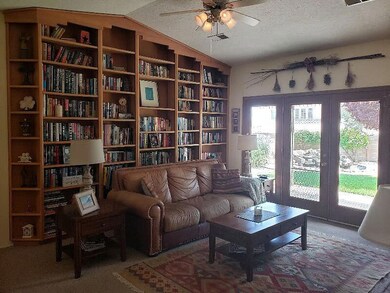 2529 Manzano Loop NE, Rio Rancho, NM 87144 - photo 2