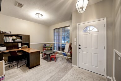 9222 Bonnet Creek Dr, Houston, TX 77095 - photo 4