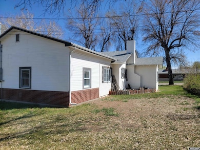 712 W B, Basin, WY 82410 - photo 6