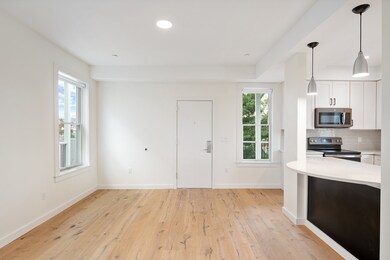 24 Magazine St unit 3, Cambridge, MA 02139 - photo 6