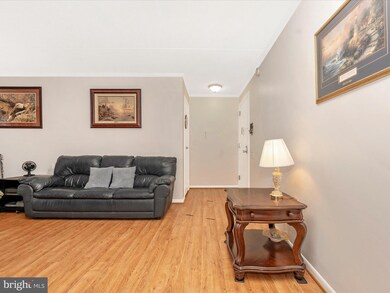 1747 Edgewood Hill Cir unit 2, Hagerstown, MD 21740 - photo 6