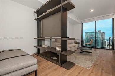 The Elser unit 4008, Miami, FL 33132 - photo 5
