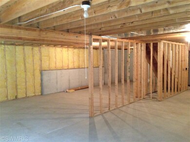 2217 Mapleton St NE unit 131, Grand Rapids, MI 49505 - photo 6