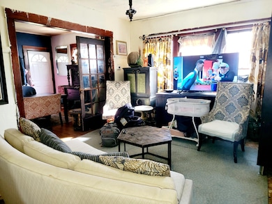 967 Continental St, Detroit, MI 48215 - photo 5