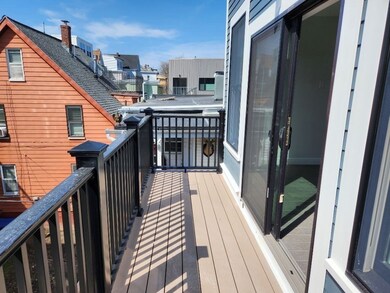 197 Condor St unit 4, Boston, MA 02128 - photo 3