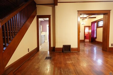 1162 SW Garfield Ave, Topeka, KS 66604 - photo 4