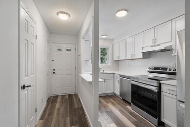 38 Shelburne Rd, Merrimack, NH 03054 - photo 4