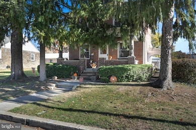 437 Jefferson St, Reading, PA 19605 - photo 5