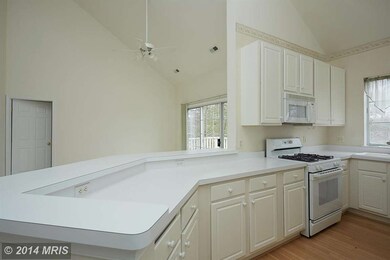 12491 Hayes Ct unit 402, Fairfax, VA 22033 - photo 7