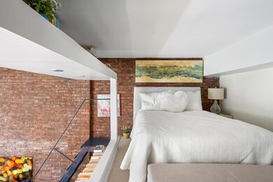 100 W 15th St unit 2A, New York, NY 10011 - photo 5