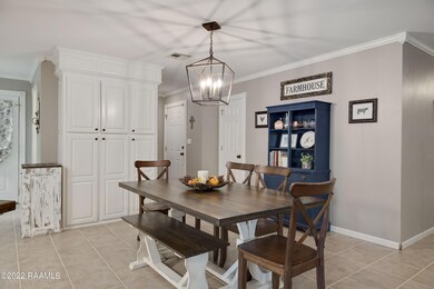 Cramer dining area