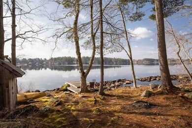 369 Isaacs Turn Rd, Barrington, NH 03825 - photo 2