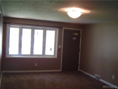 Living Room Spacious living room with bay window