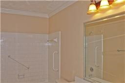 7403 Gateridge Dr, Houston, TX 77041 - photo 5