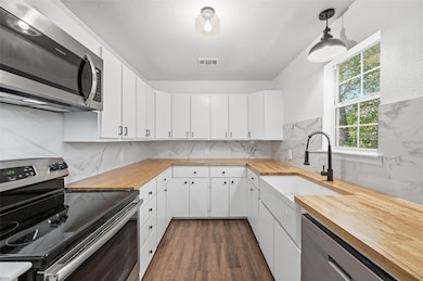 704 Graham St, Cleburne, TX 76033 - photo 4