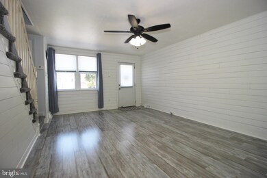 1016 Brookwood Ln, Glenolden, PA 19036 - photo 7