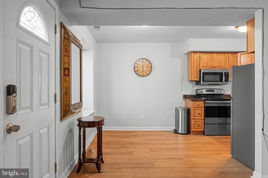 Altemus Farms unit J16, Brookhaven, PA 19015 - photo 5