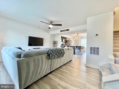 83 Loblolly Dr, Bunker Hill, WV 25413 - photo 3