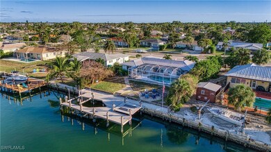 Bird's eye view with a residential view and a wate
