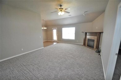 Living  Look at this space! 22x16 you will love en