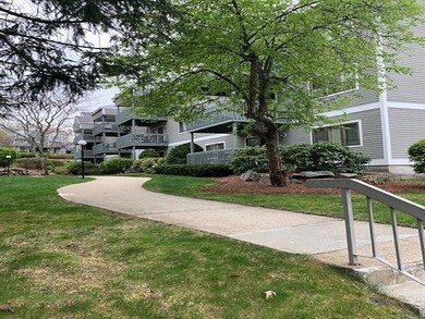 47 Dogwood Dr unit 118/306, Nashua, NH 03062 - photo 2