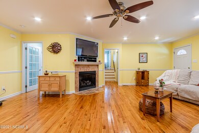 308 Forest Grove Ave, Jacksonville, NC 28540 - photo 2