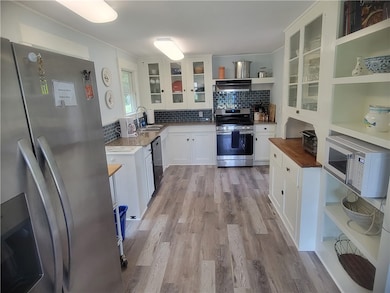 9 Pasadena Ave, Westerly, RI 02891 - photo 7