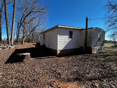 16856 Callands Rd, Axton, VA 24054 - photo 4