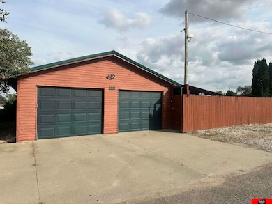 304 S Main St, Thurston, NE 68062 - photo 3