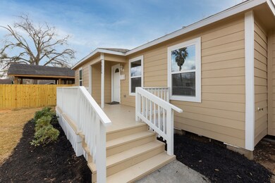 4624 Keystone St, Houston, TX 77021 - photo 2