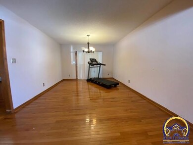 5719 SW 33rd Ct, Topeka, KS 66614 - photo 6