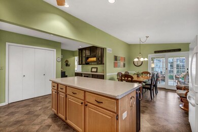 8728 Cottage Grove Ave, Highland, IN 46322 - photo 6