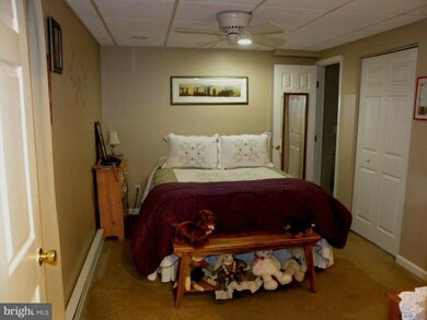 220 Fiddlers Hill Rd, Edgewater, MD 21037 - photo 4