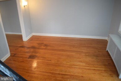 218 Mount Holly St, Baltimore, MD 21229 - photo 3