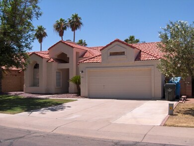 4121 E Nighthawk Way 30May2012 019