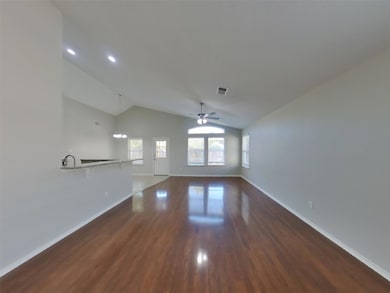 347 Foster Ln, Jarrell, TX 76537 - photo 3