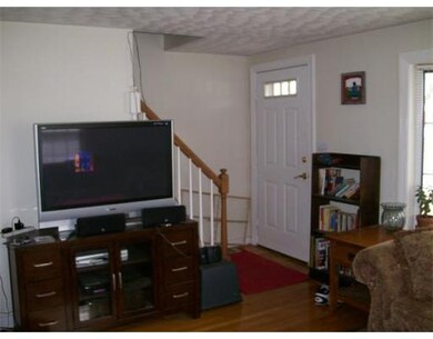 110 Uncatena Ave, Worcester, MA 01606 - photo 2