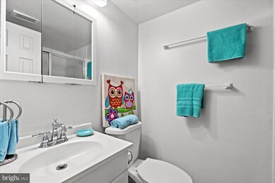 2245 Castle Rock Square unit 22C, Reston, VA 20191 - photo 5